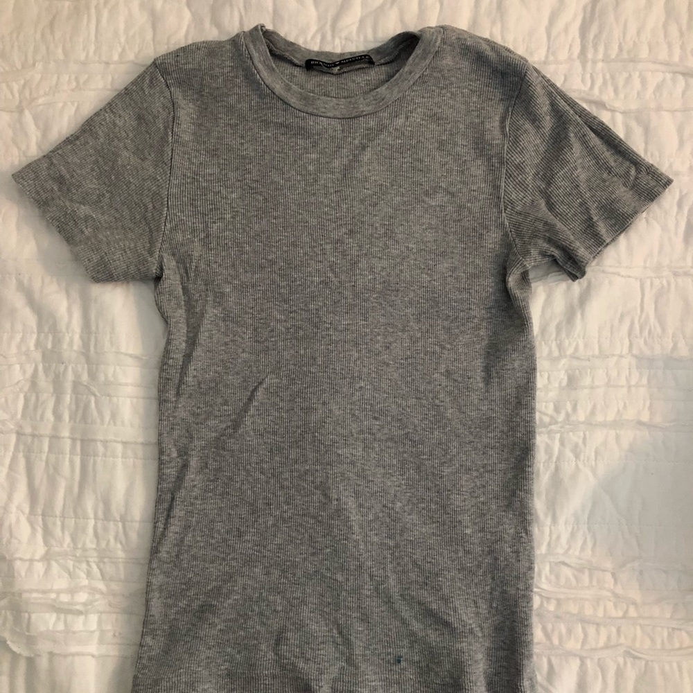 Light gray ribbed Brandy Melville t shirt